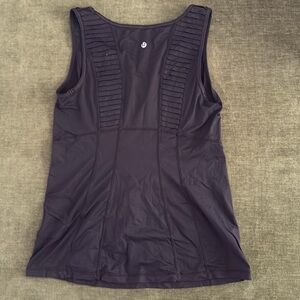 Lululemon Women's Black Sleeveless tank top sz 10